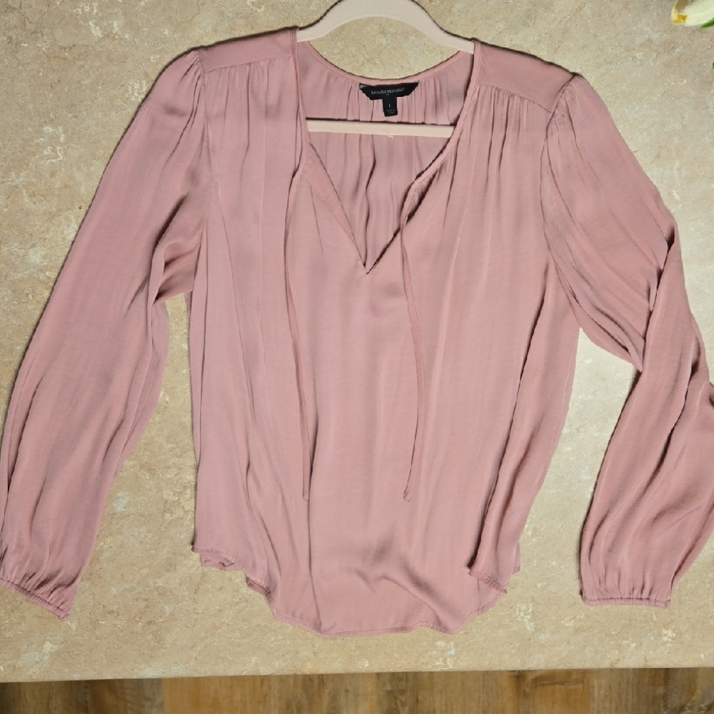 Banana Republic Pink Pleated Long Sleeve Blouse